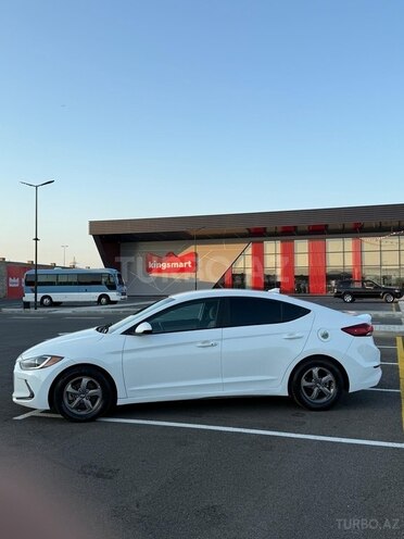 Hyundai Elantra 2016, 225,000 km - 1.4 l - Bakı