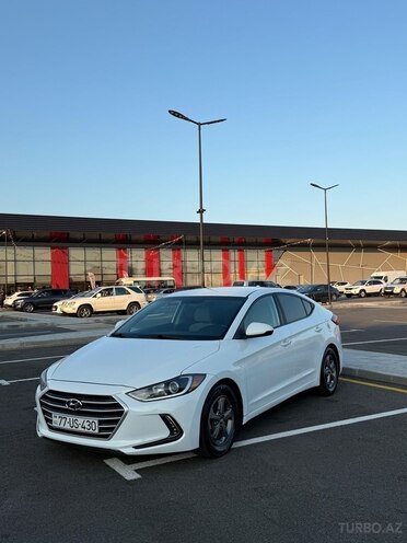 Hyundai Elantra 2016, 225,000 km - 1.4 l - Bakı