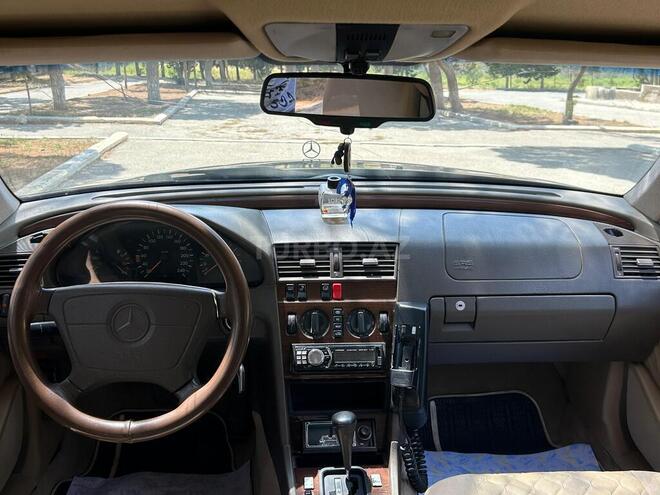 Mercedes C 220 1994, 320,000 km - 2.2 л - Bakı