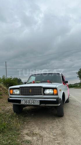 LADA (VAZ) 2107 2001, 95,000 km - 1.6 l - Quba