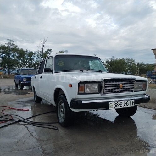 LADA (VAZ) 2107 2001, 95,000 km - 1.6 l - Quba