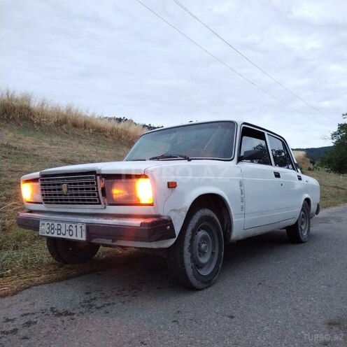 LADA (VAZ) 2107 2001, 95,000 km - 1.6 l - Quba