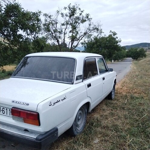 LADA (VAZ) 2107 2001, 95,000 km - 1.6 l - Quba