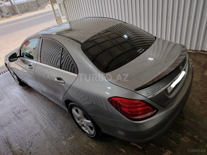 Mercedes C 200 d 2015, 260,000 km - 1.6 l - Bakı