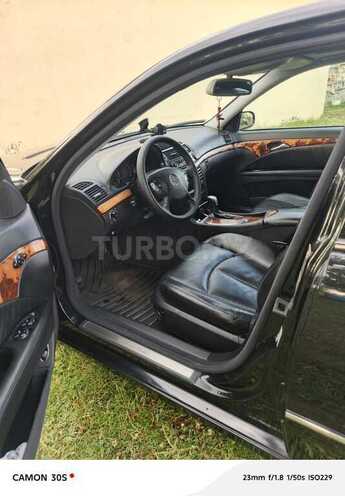 Mercedes E 240 2004, 282,724 km - 2.6 l - İsmayıllı