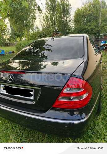 Mercedes E 240 2004, 282,724 km - 2.6 l - İsmayıllı