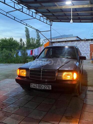 Mercedes 190 1993, 555,555 km - 2.0 l - Sumqayıt
