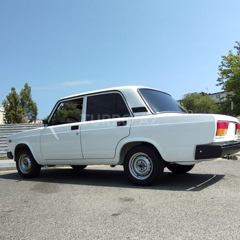 LADA (VAZ) 2107-10