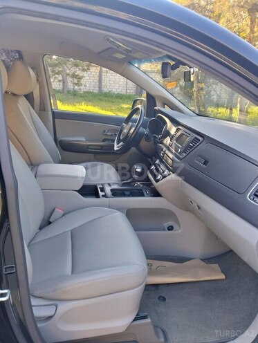 Kia Carnival 2016, 223,000 km - 2.2 l - Bakı