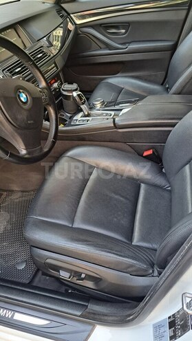 BMW 520 2015, 241,000 km - 2.0 л - Bakı