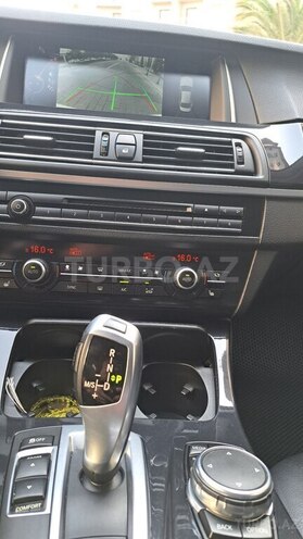 BMW 520 2015, 241,000 km - 2.0 л - Bakı