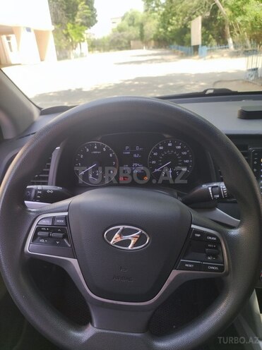 Hyundai Elantra 2017, 198,668 km - 2.0 л - Sumqayıt