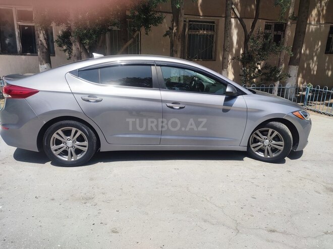 Hyundai Elantra 2017, 198,668 km - 2.0 л - Sumqayıt