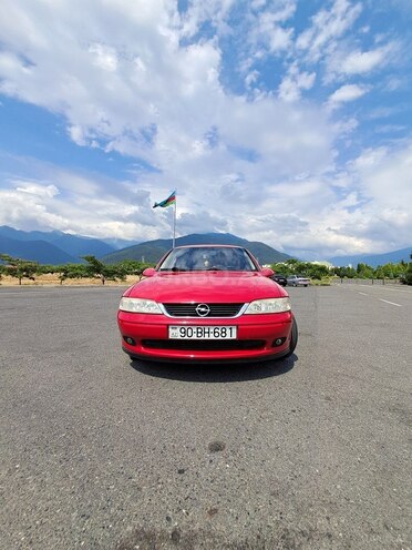 Opel Vectra 1999, 286,000 km - 2.0 l - Qax