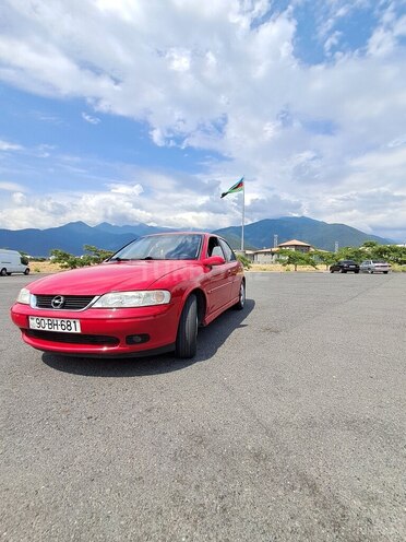 Opel Vectra 1999, 286,000 km - 2.0 l - Qax