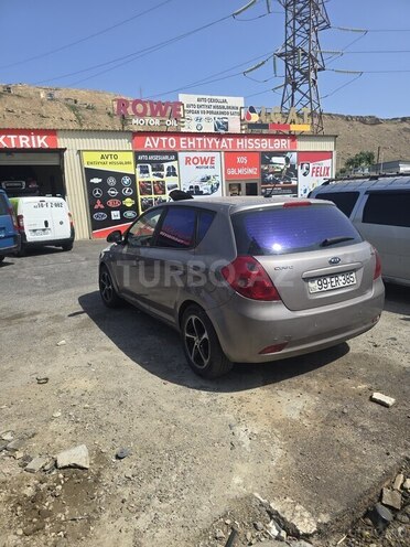 Kia Ceed 2007, 385,000 km - 1.6 л - Bakı