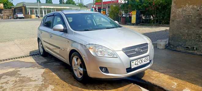 Kia Ceed 2007, 270,000 km - 1.6 л - Bakı