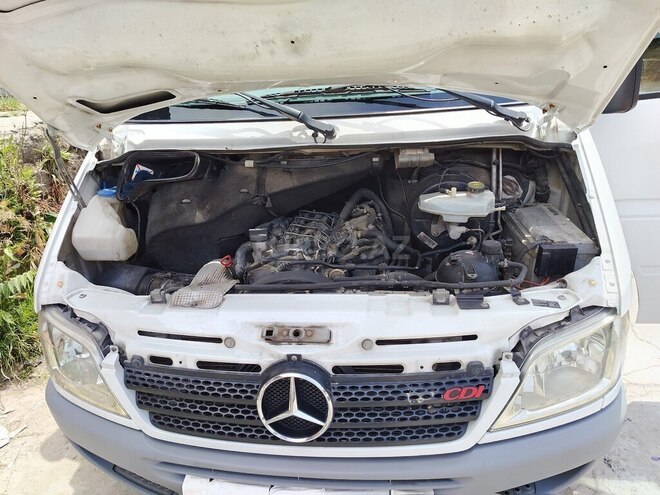 Mercedes Sprinter 413 2017, 140,000 km - 2.2 l - Bakı