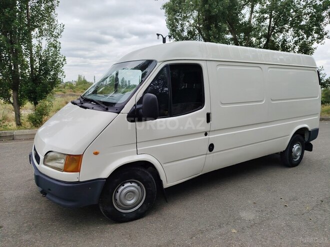 Ford Transit-14