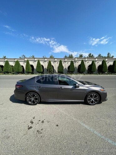 Toyota Camry 2017, 124,000 km - 2.5 л - Gəncə