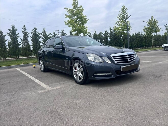 Mercedes E 200 d 2011, 266,000 km - 2.2 l - Bakı