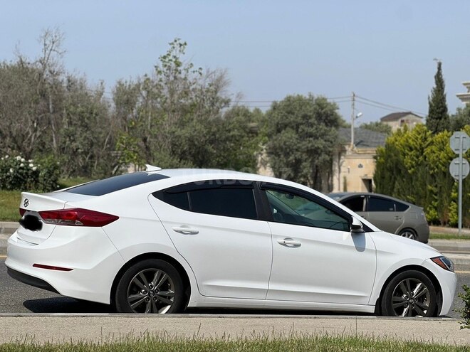 Hyundai Elantra 2017, 97,301 km - 2.0 l - Bakı