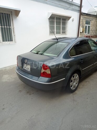 Volkswagen Passat 2001, 160,000 km - 2.8 l - Bakı