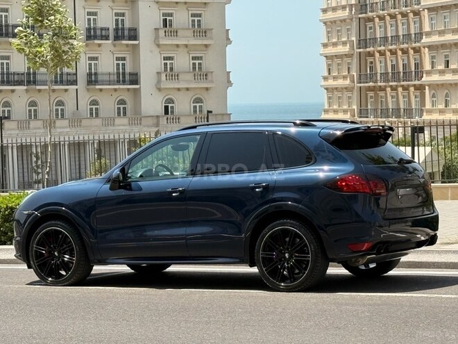 Porsche Cayenne-6
