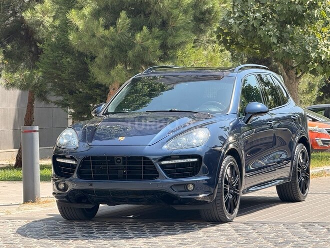 Porsche Cayenne-18
