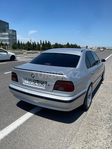 BMW 540 1997, 440,000 km - 4.4 l - Sumqayıt