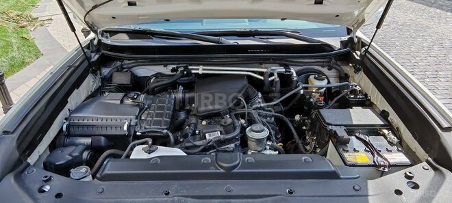 Toyota Land Cruiser Prado-13