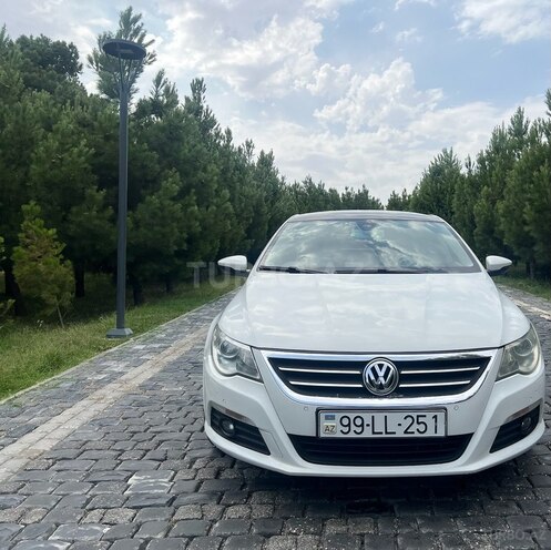 Volkswagen Passat CC-1