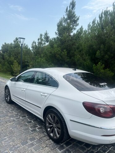 Volkswagen Passat CC-4