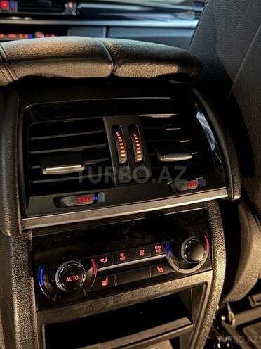 BMW X6 2015, 130,000 km - 3.0 l - Bakı