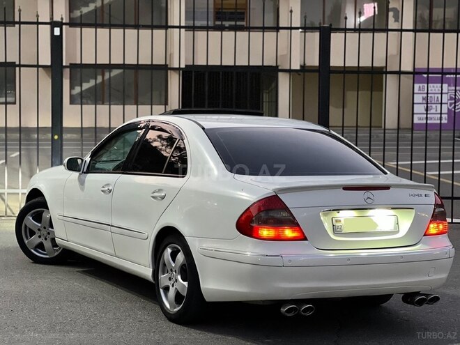 Mercedes E 240 2004, 230,000 km - 2.4 l - Sumqayıt