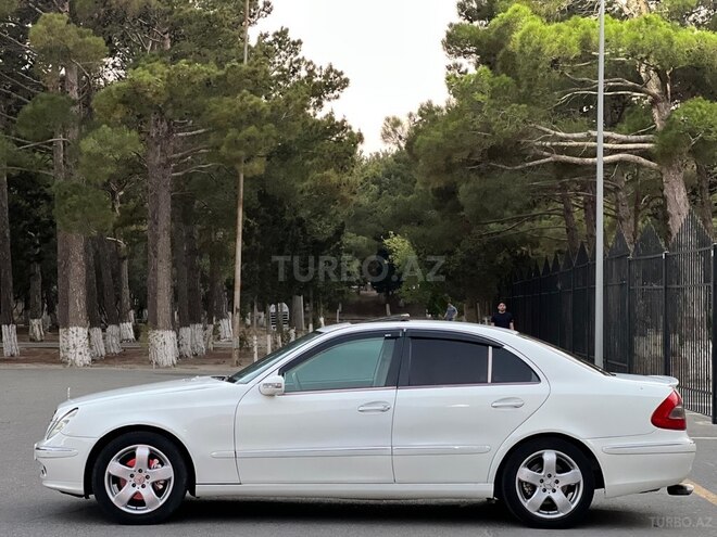 Mercedes E 240 2004, 230,000 km - 2.4 l - Sumqayıt