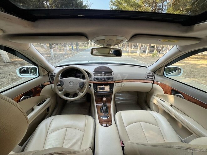 Mercedes E 240 2004, 230,000 km - 2.4 l - Sumqayıt