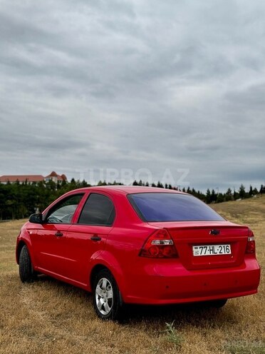 Chevrolet Aveo-3