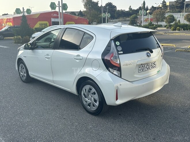 Toyota Aqua 2019, 68,300 km - 1.5 l - Bakı