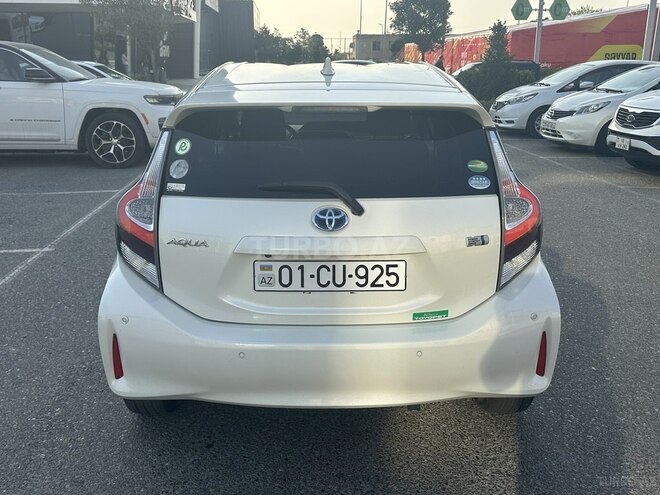 Toyota Aqua 2019, 68,300 km - 1.5 l - Bakı