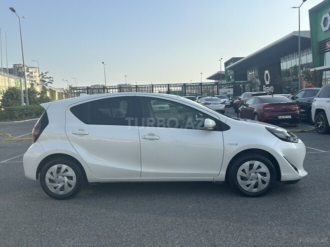 Toyota Aqua 2019, 68,300 km - 1.5 l - Bakı