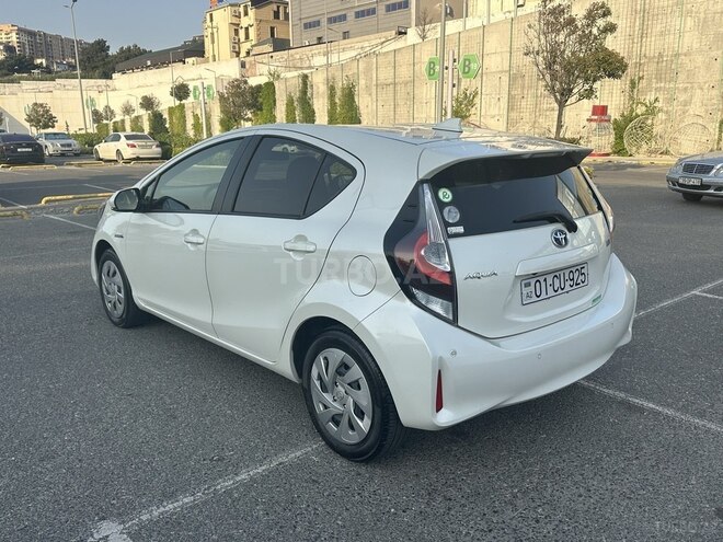 Toyota Aqua 2019, 68,300 km - 1.5 l - Bakı
