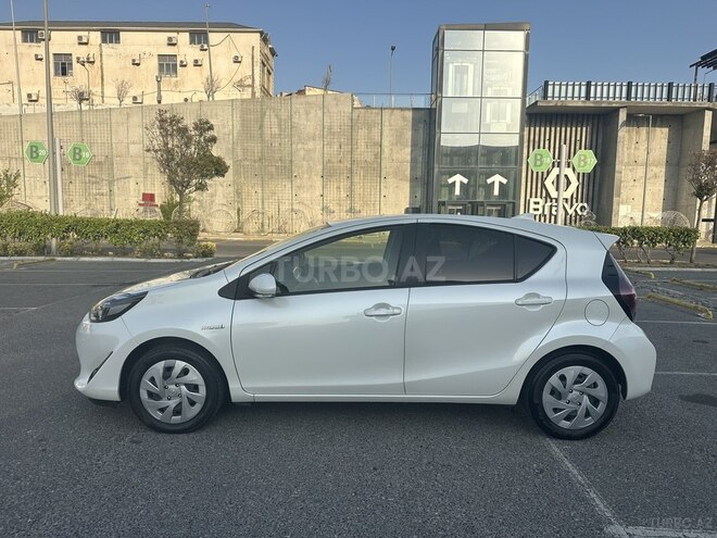 Toyota Aqua 2019, 68,300 km - 1.5 l - Bakı