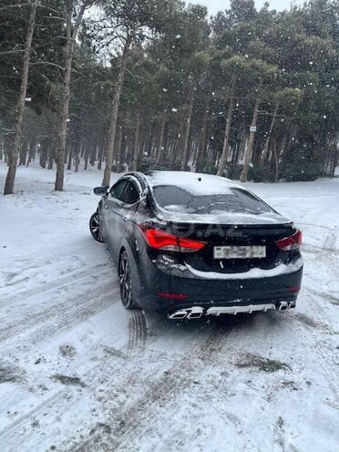 Hyundai Elantra 2015, 185,000 km - 1.8 l - Bakı