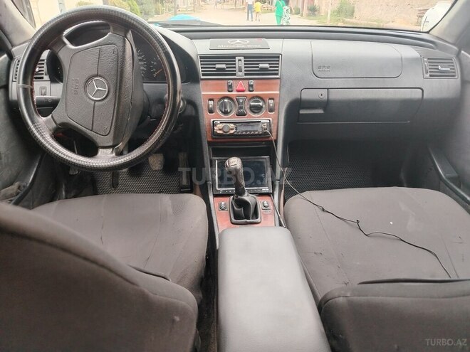 Mercedes C 230 1997, 277,509 km - 2.4 l - Tovuz
