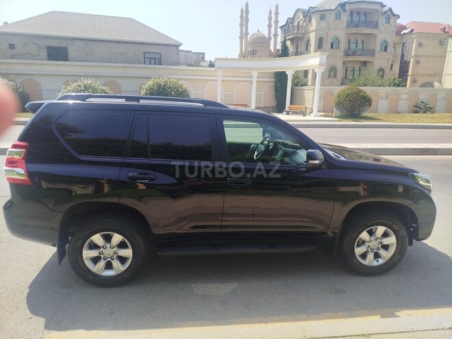 Toyota Land Cruiser Prado 2014, 176,490 km - 2.7 l - Bakı