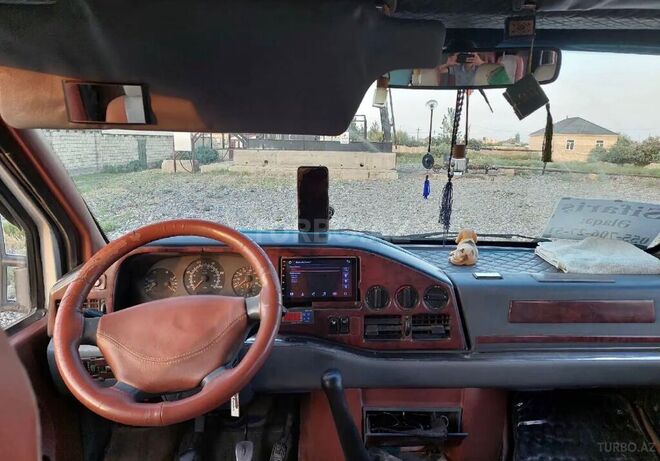Mercedes Sprinter 412 1995, 56,552 km - 2.9 l - Salyan