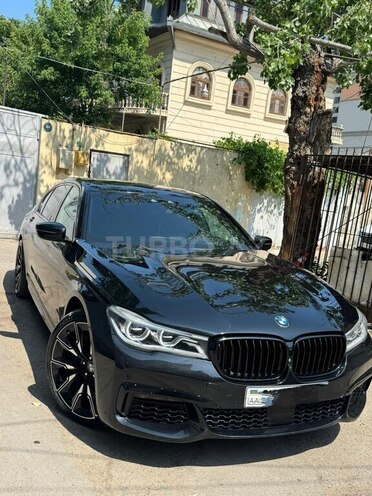 BMW 750 2016, 187,023 km - 4.4 l - Bakı
