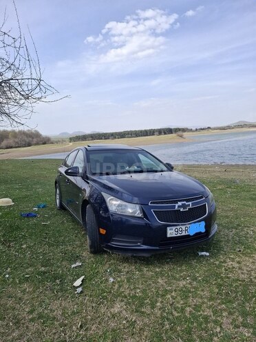 Chevrolet Cruze 2010, 307,385 km - 1.4 л - Qazax