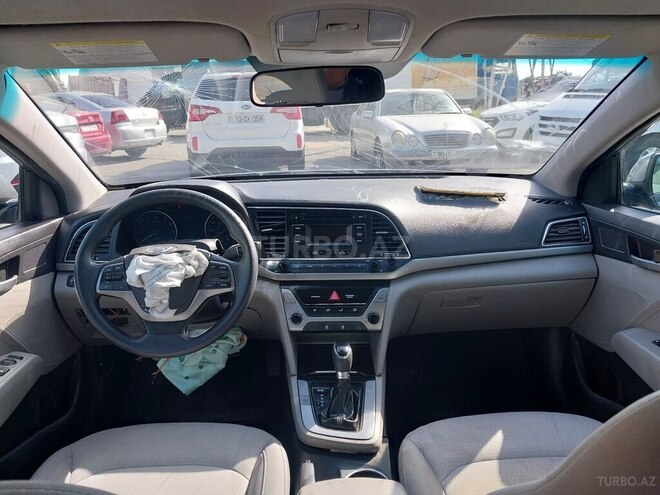 Hyundai Elantra 2017, 234,123 km - 2.0 л - Bakı